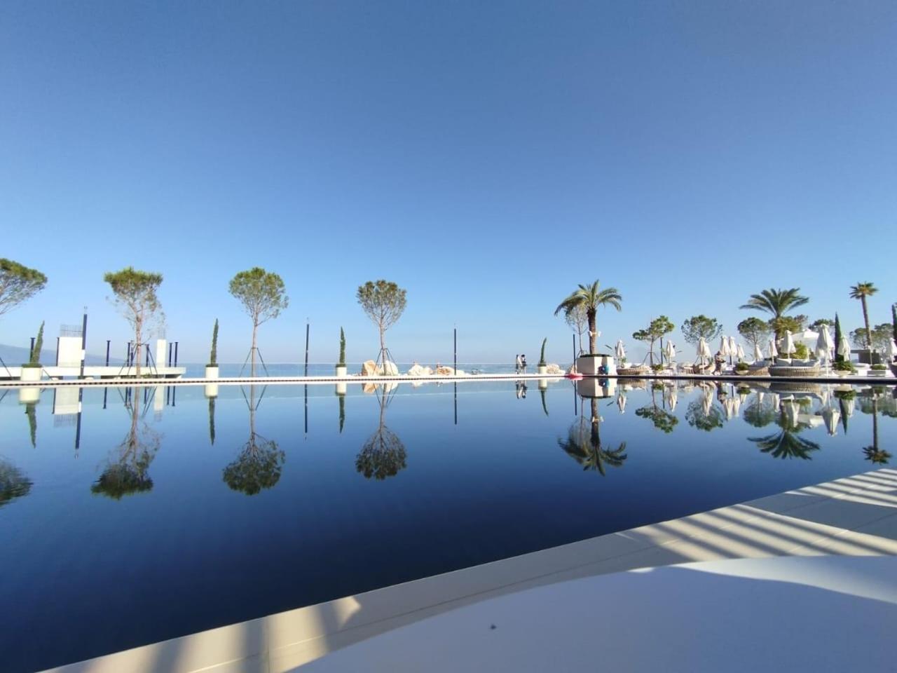 Azar Luxury Vlora